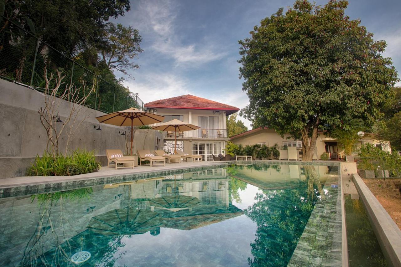 Gracian Villa Канди Экстерьер фото