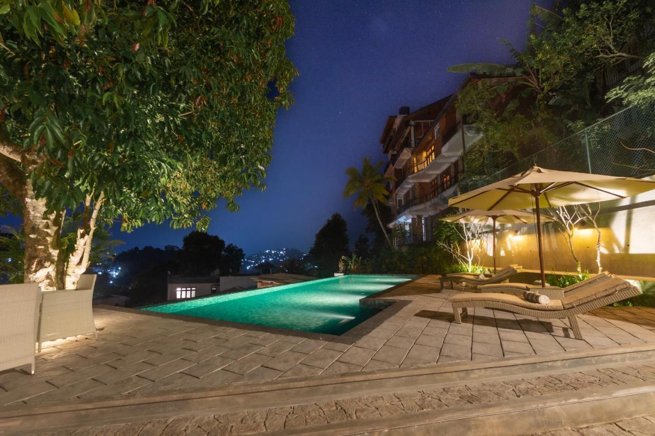 Gracian Villa Канди Экстерьер фото